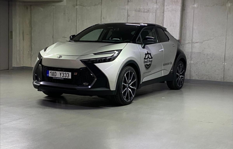 Toyota C-HR 2,0 HYBRID EXECUTIVE PREMIERE