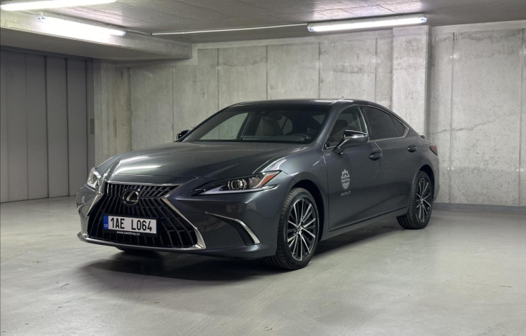 Toyota Lexus ES 300h 2,5 Business Edition